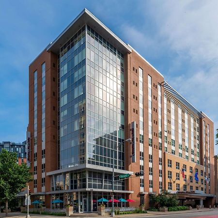 Hampton Inn & Suites Madison Downtown מראה חיצוני תמונה
