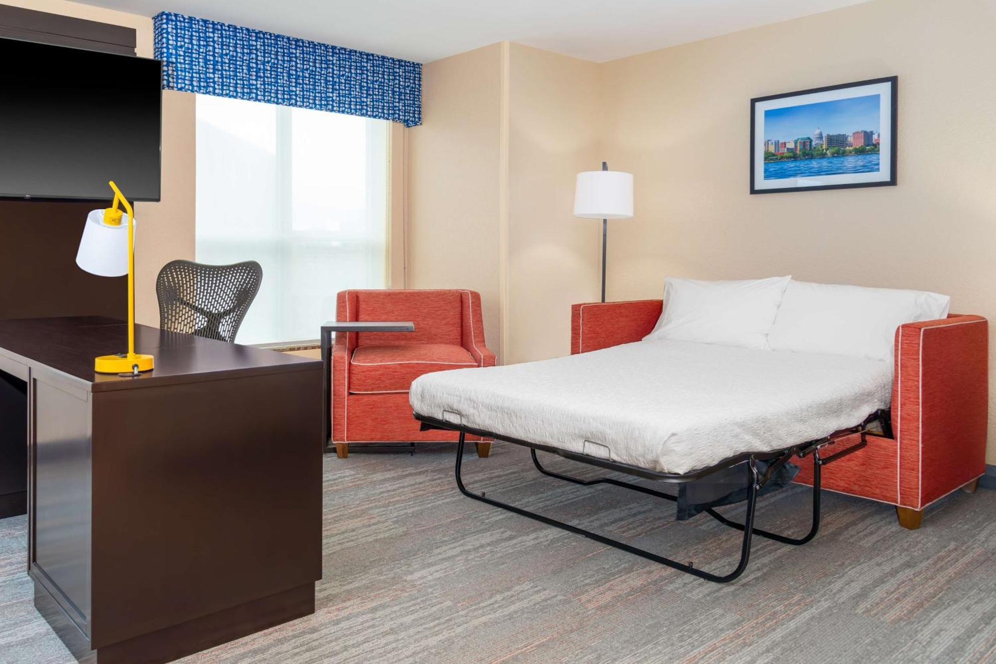 Hampton Inn & Suites Madison Downtown מראה חיצוני תמונה
