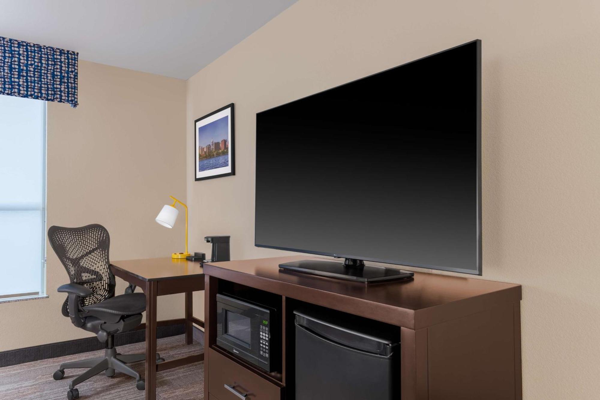 Hampton Inn & Suites Madison Downtown מראה חיצוני תמונה