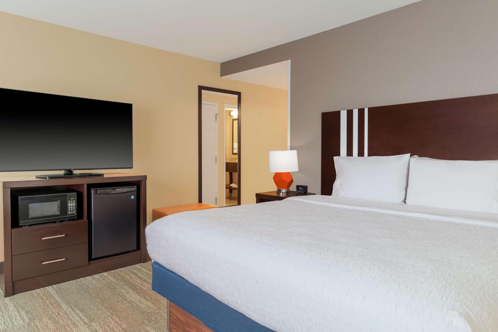 Hampton Inn & Suites Madison Downtown מראה חיצוני תמונה
