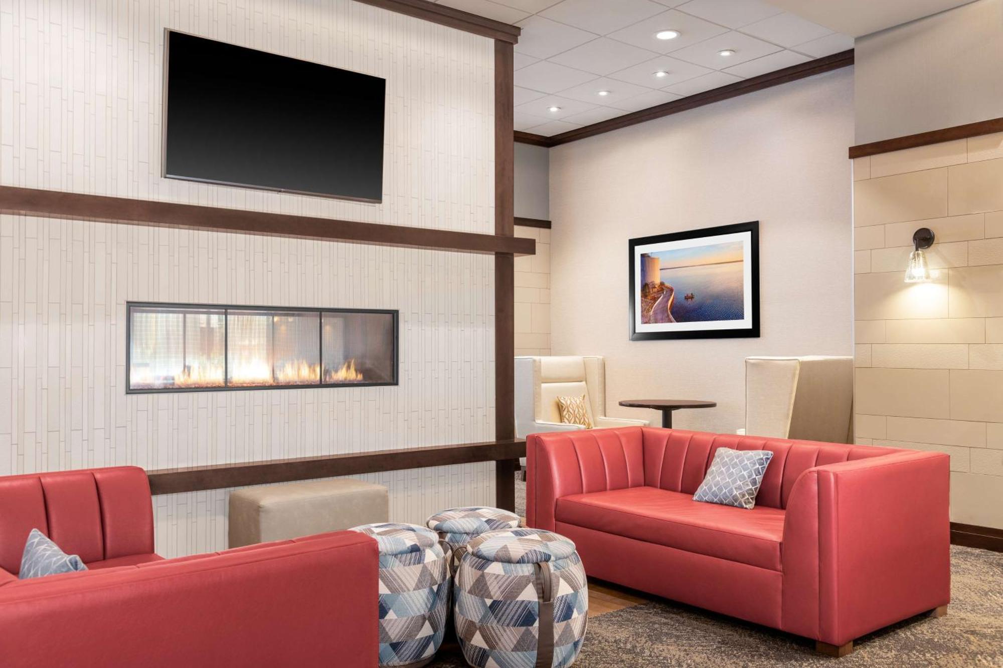 Hampton Inn & Suites Madison Downtown מראה חיצוני תמונה